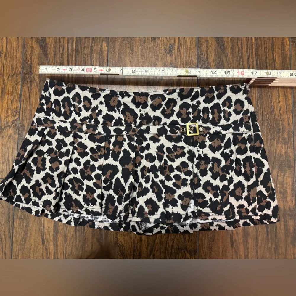 Leopard mini skirt - Picture 6 of 6